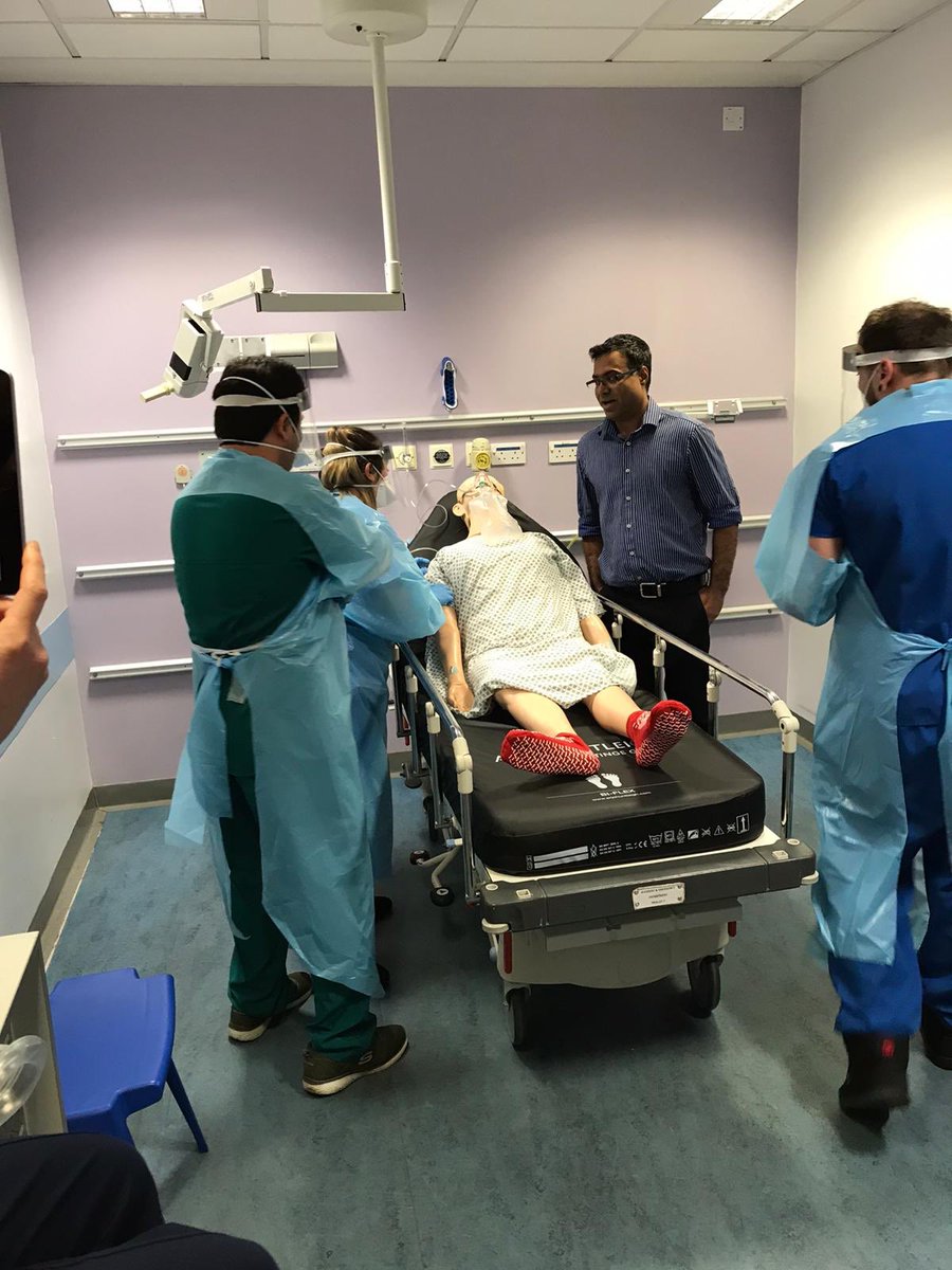 garlapati_raj's tweet photo. COVID19 simulation in ED at Royal Blackburn Hospital @ed/⁦@Educc_elht⁩ Thanks to wonderful critical care colleagues for the support. 🙏 
We have implemented a few important changes already!!⁦@ELHTCritCare⁩ ⁦@ELHTEdDev⁩ ⁦@CareElht⁩ ⁦@ElhtImprovement⁩ https://t.co/hU5uqhl9wB