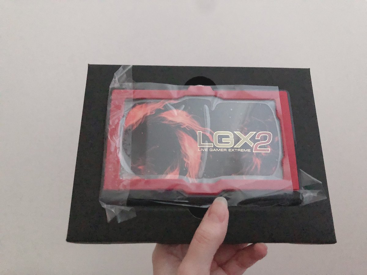 NxoxAs_Ark's tweet photo. 4K対応、パススルー機能付きゲームキャプチャーボード…開封の儀。
#LGX2 https://t.co/EgEmTz2Wof