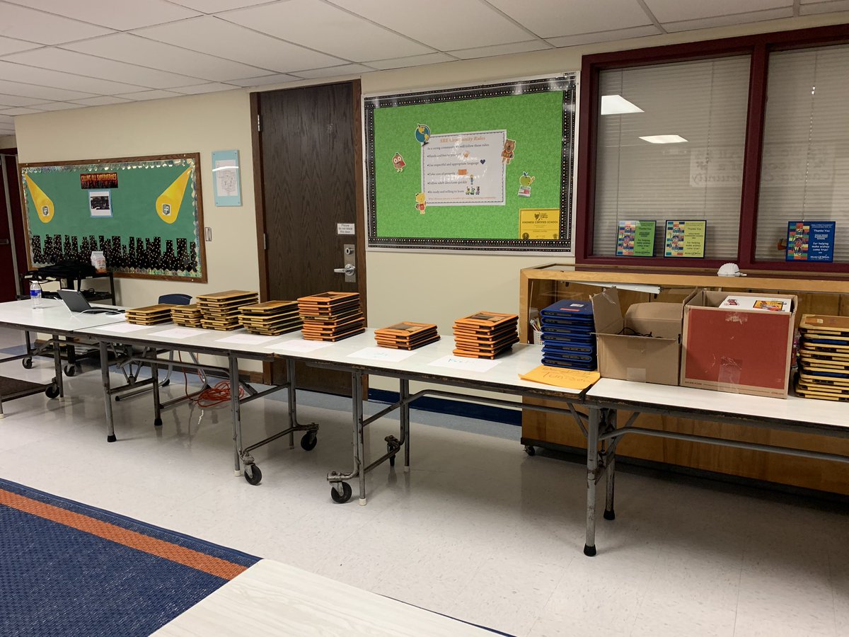 MsD_atLCSD's tweet photo. A few chromebooks left at SRE &amp; WFE. Open until 6 tonight (Friday). After this, it is appointment only (315)459-6900. #LCSDTech #LiverpoolLeads #LCSDCares https://t.co/YTDM3CFc8x