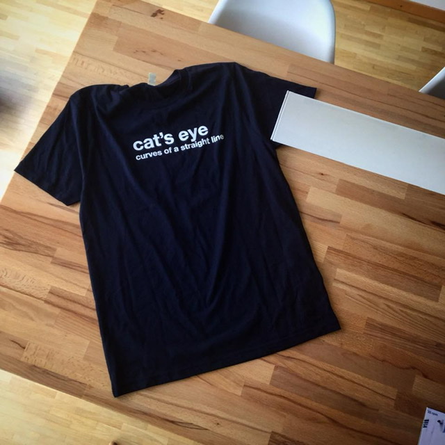 cat's eye tweet media