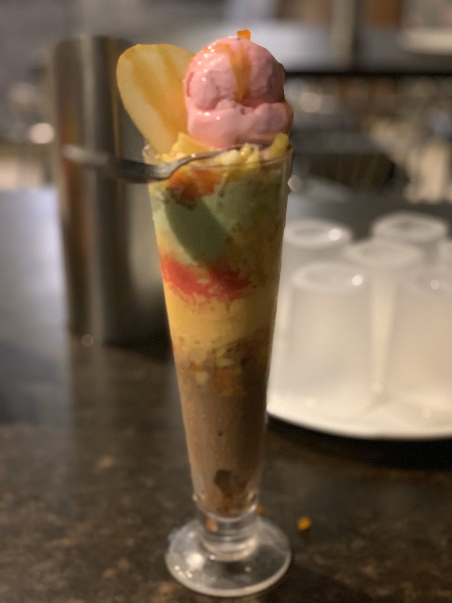 RRajiya's tweet photo. Gonna miss this baby after flying back to Sgπ
#RoyalFalooda
#EatingNonStopπ https://t.co/UrKYZ8QdNy