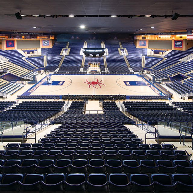 jaylontyson's tweet photo. #AGTG Blessed to receive an offer from the University of Richmond @CoachDan_Lee @JPIIHoops @TraiGivens @FreeKeyThree @S_Thoma5 https://t.co/IccODu01Jj