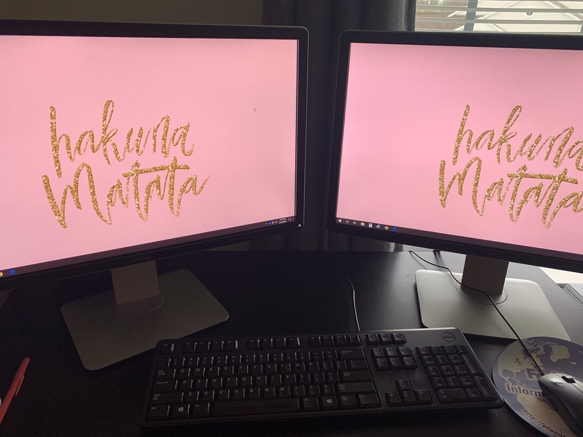 Key2Kulture's tweet photo. #KultureKrew member @KEAR_ious is set for #WorkingFromHomeLife. Rep yo set-up and drop it down below 👇🏾👇🏾👇🏾👇🏾#workingfromhome #WorkFromHome #SocialDistancing #workingremotely #Corona #podcastlife #StopTheSpread #AdultingAndStuff #QuarantineLife #BlackPodcast https://t.co/79WNDUYyYY