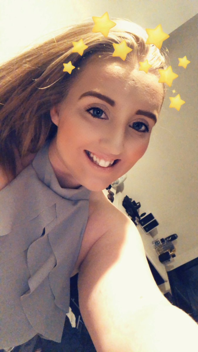 TeamSGeorge's tweet photo. After a hard week of not knowing what’s what... it’s time for a well deserved drink in the pub ❤️ we look after your kiddos so you can save people’s lives ❤️ this ones for us nursery workers who are still open at this difficult time ❤️ https://t.co/lCzJ7nVd5b