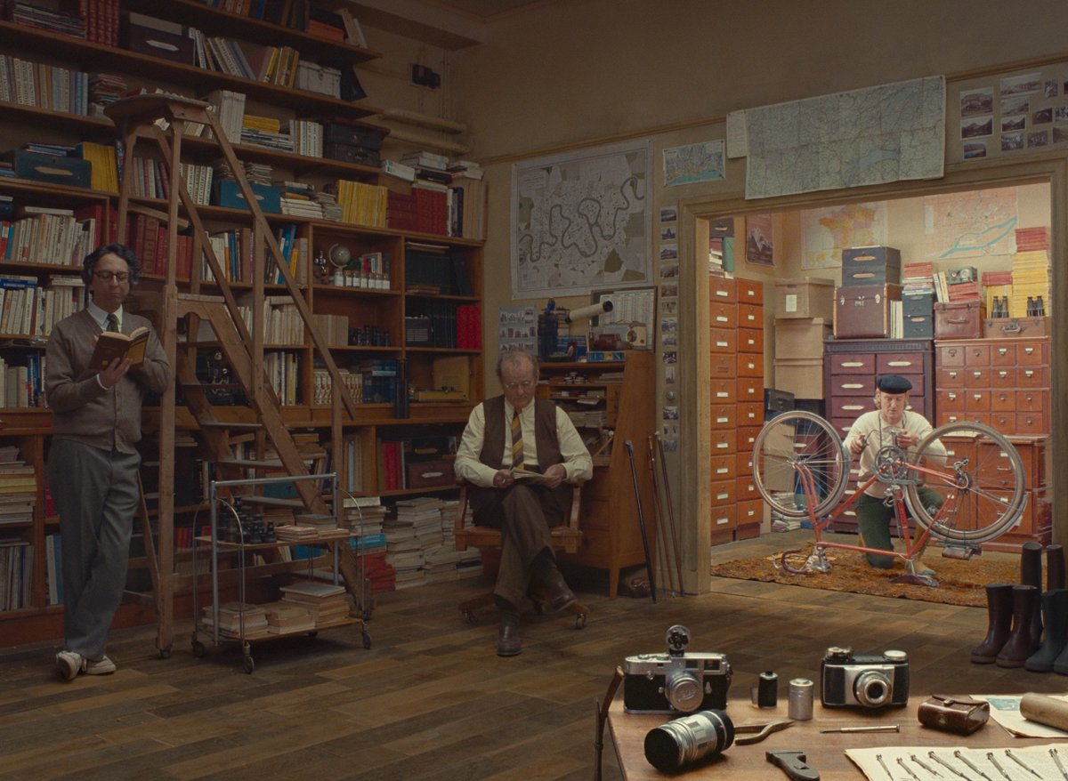 ZSharf's tweet photo. Wes Anderson's production designer says over 125 sets were used for #FrenchDispatch. 

Oh, and they made a movie studio out of an abandoned felt factory (peak Wes!)

Some new details here: https://t.co/KcKTayHp2d https://t.co/mXcS932ol0