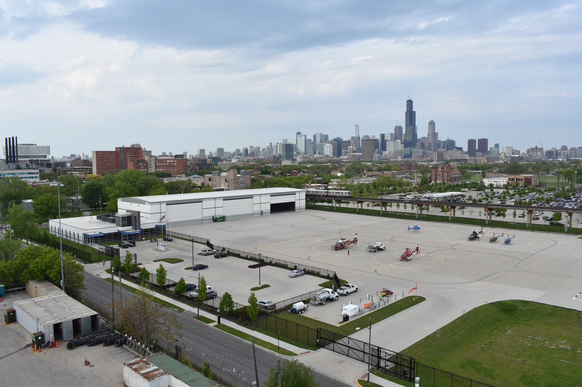 VertiportChi's tweet photo. @VertiportChi can help fight #covid19 -24hr access, 30ksqft hangar, 6 acre helipad,🔋generator, contact here ➡️  https://t.co/7i4UGQqVD0 https://t.co/hLBJnXcU3p