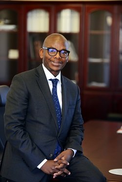 KingYandisa's tweet photo. Let's Appreciate these leaders, Commissioner, Deputy Commissioner, and the rest of the @CompComSA team. @siphongwema We thank you guys, this is a great achievement #DataIsFalling #dataprices #MTNDataCosts https://t.co/m0W6jGWsxx