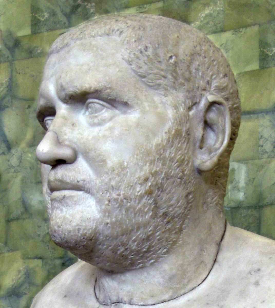 TimeTravelRome's tweet photo. 🧙♂️⚔"100 Rulers & Rebels of Rome". 📒 Day 34. #Balbinus (?-238). Arisrocrate, orator and poet, his co-reign with Pupienus was short and bitter as the two Emperors argued and feared each other' plots. His place: 🏛 Praetorian Barracks in Rome where he was killed. https://t.co/OrYJv0fgNC