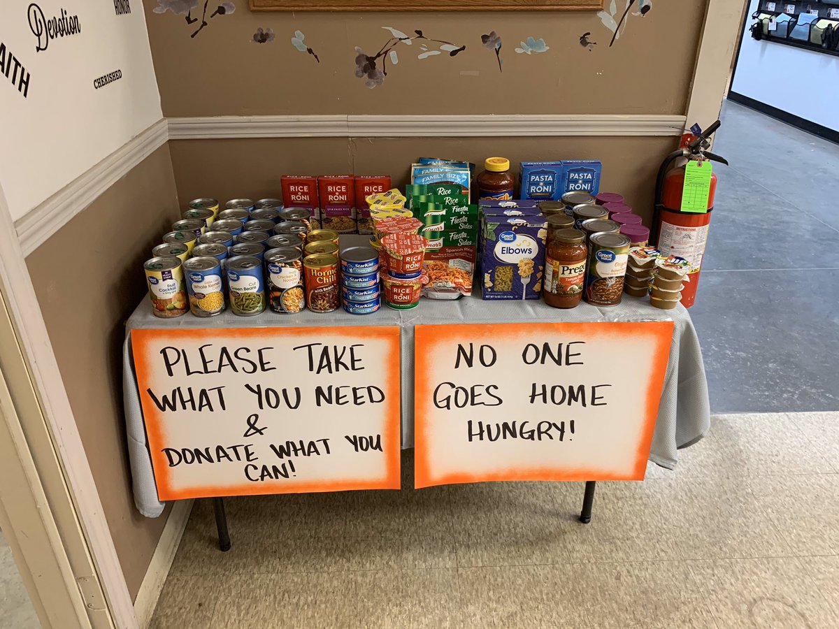 SimiensykAdam's tweet photo. Could not be more proud of my team. They continue to impress more and more no matter what is thrown there way. Taking care of each other at all times and truly living our values. @HRJohnH  @CindyWi80237008  @Joneser_THD  @Herbert03741312  @ReannaFiss https://t.co/qDRIwcx0TF