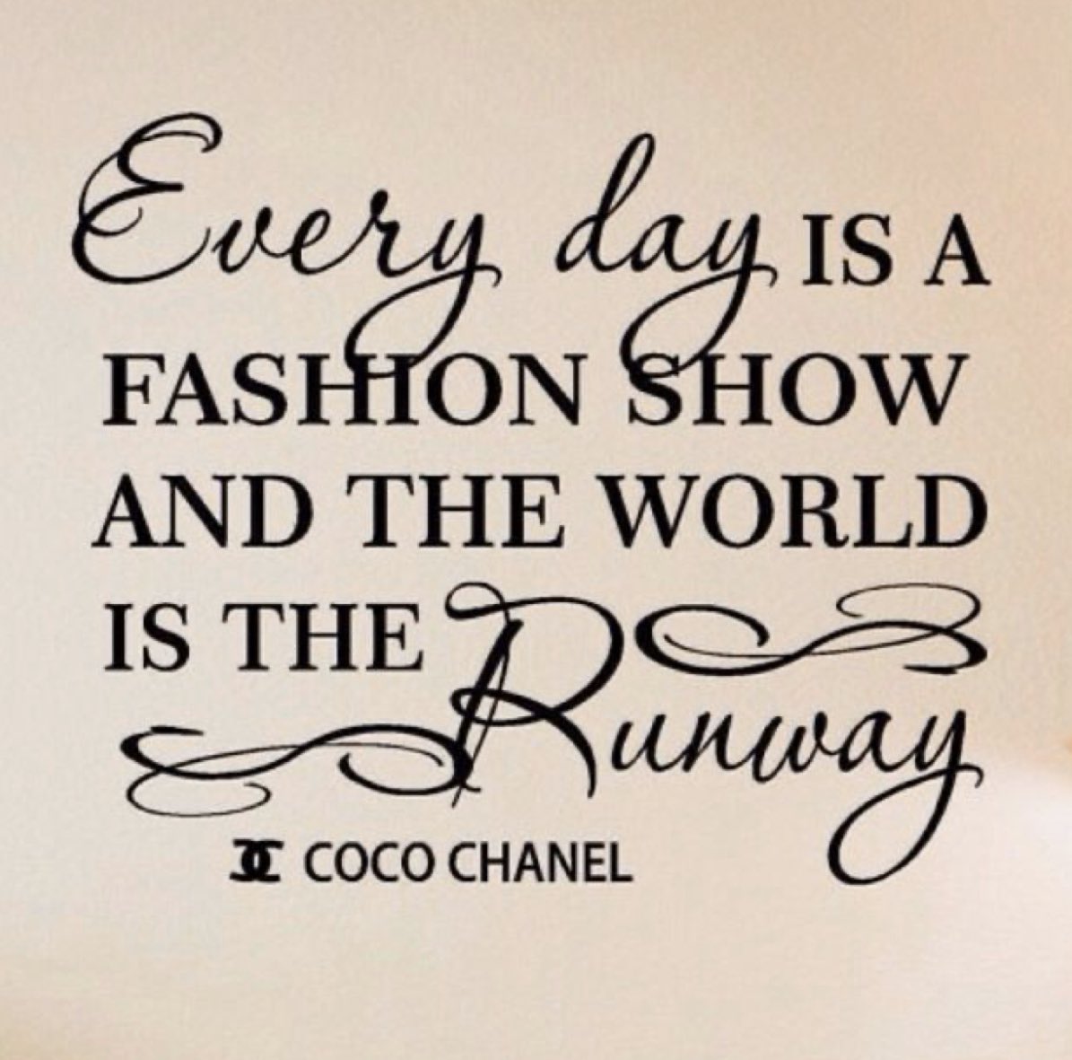ShopSocialRose's tweet photo. Join us on our FB page tonight at 7pm for our FB Live Spring Sale!🛍
#FacebookLive #shopsocialrose https://t.co/NZrrVIbtv1