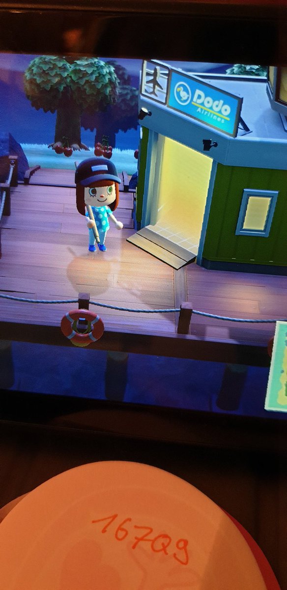 Kaifiech's tweet photo. Ich suche Leute zum spielen! Und einen Discord channel? Kommt Kinder ich habe Kirschen! Meldet euch! #AnimalCrossingNewHorizon #AnimalCrossing https://t.co/tu8QAeAm46