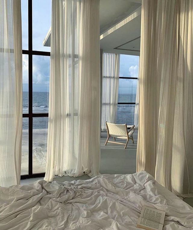 talisa_sutton's tweet photo. Staying in... 🕊@villavuluwatu via @pernilleteisbaek https://t.co/BALezvWTAx
