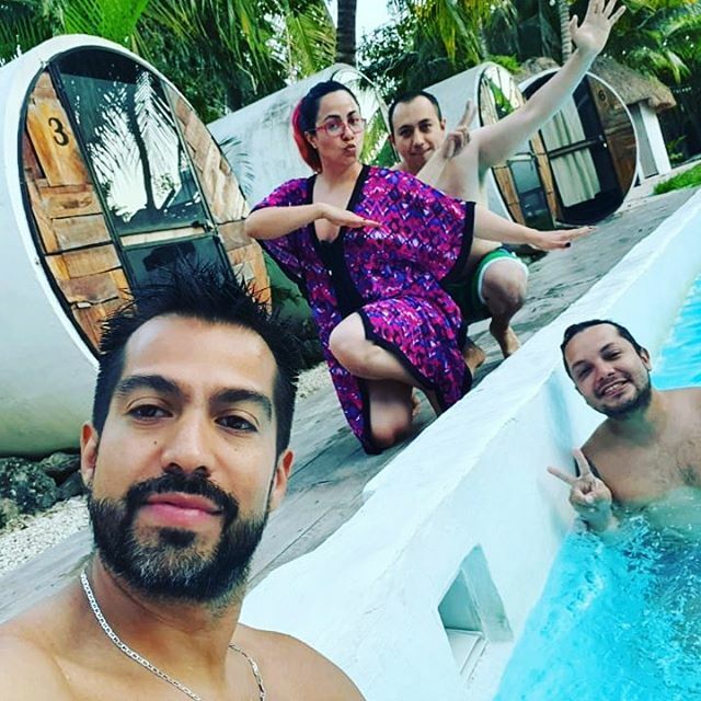 TANUDOZAL's tweet photo. Aquí reportando las fuerzas especiales #ginyu #bacalar libre de virus. https://t.co/rvsTQaqH2D https://t.co/1cH5xJtAJL