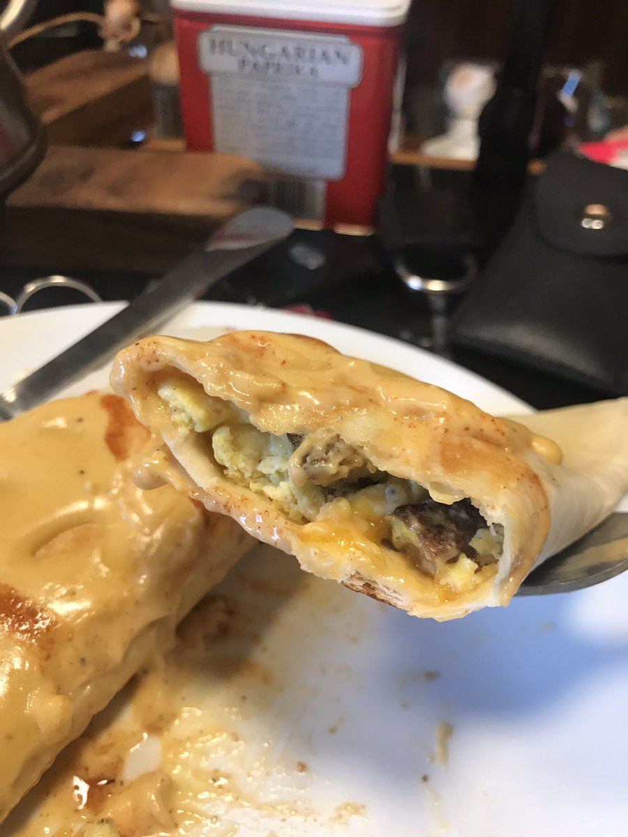 mostly_teeth's tweet photo. @GustavoArellano @Scrface87 I did make some pork loin breakfast burritos the other day #nomeatleftbehind https://t.co/RjvTHTCUej