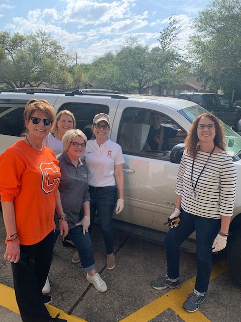 CHS_BR's tweet photo. CHS CLASS 2020 - We are not tapping out! Members of the CHS Class 2020 did a drive through today to pick up their graduation supplies! #CatholicProud #nottappingout #CHSClass2020 https://t.co/3WNCQI1i6L