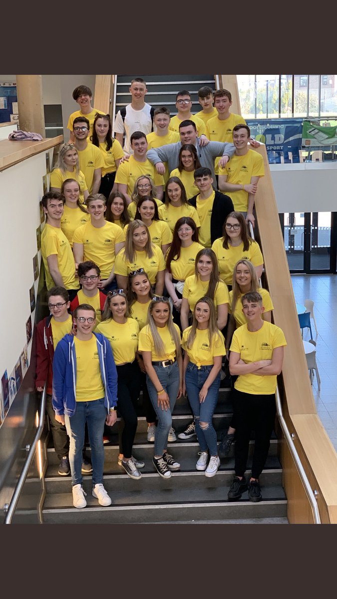 Even with the current situation with the outbreak. Every one of these people still managed to make our last day amazing! A massive thank you to all of you guys for making this year amazing! The School Captains 😊