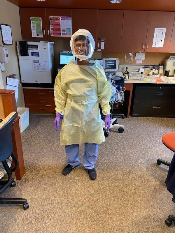 reachsudheer's tweet photo. Proud of my friend 👨‍⚕️ Mahesh, Helping Americans in the frontline
U r no less than a soldier n we all salute U
#coronavirus 
#SocialDistancing 
He is waiting in Q 4 GC past 8 years just because of country discrimination  but he never discriminate any patients
#S386IsFair https://t.co/6BeerWdUlh