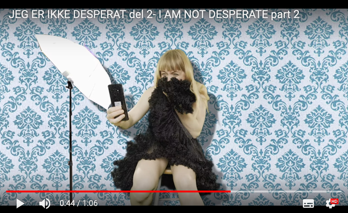 "lets do one, where I scream desperately into my dress"
#iamnotdesperate
youtu.be/2f4Mnodh-L4