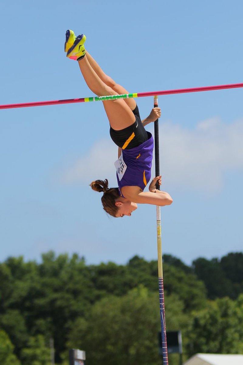 z_terrill53's tweet image. I am so proud of my lady. She displayed more drive and passion,  pushing through adversity to achieve her goals. She’s the best National Pole Vaulter I know! Even if this is the end of a great career. I can’t wait to see her dominate the next challenge I love you @shariden_varner