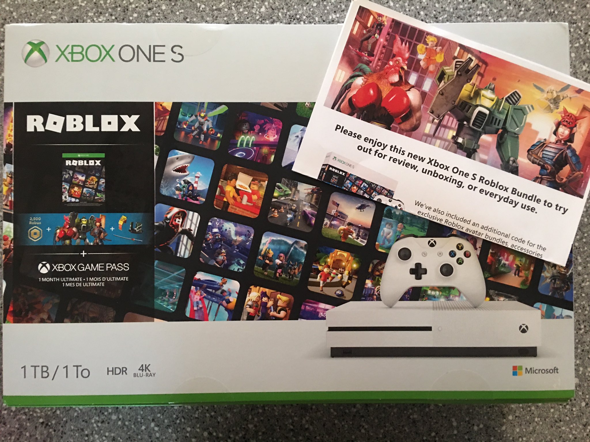 Code Deeterplay On Twitter Microsoft Gave Me This New - xbox one s roblox bundle review