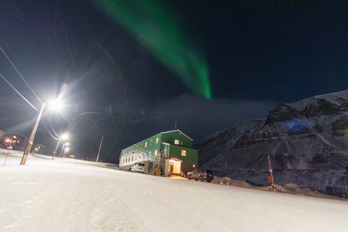 En ces temps de confinement, j'aimerais vous partager la plus belle expérience que j'ai pu vivre jusqu’à présent : Longyearbyen fin 2019 