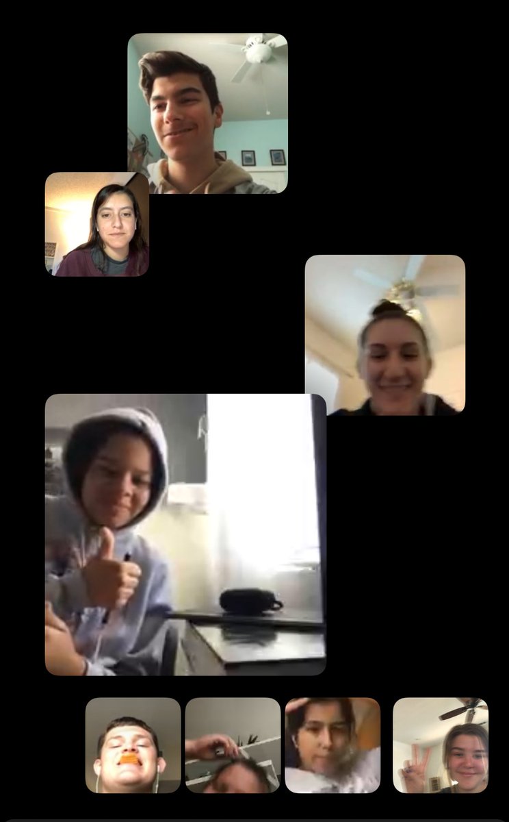 CBHSSacramento's tweet photo. The first week of #DigitalLearningDays is complete and we are celebrating! We are blessed to have excellent teachers and a robust technology and iPad program. View more photos of faculty, staff and students during DLDs at https://t.co/PxkFyMuFWm. https://t.co/QW5z58DGEI