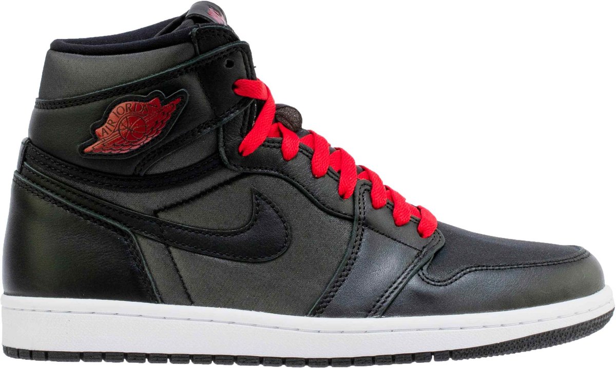 grade school jordan 1s