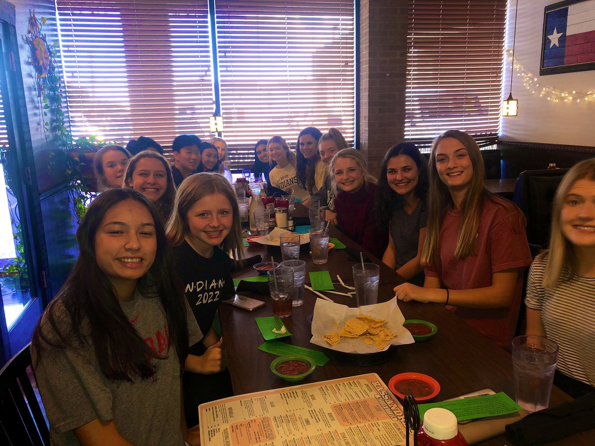 KHS Spanish Club tweet media