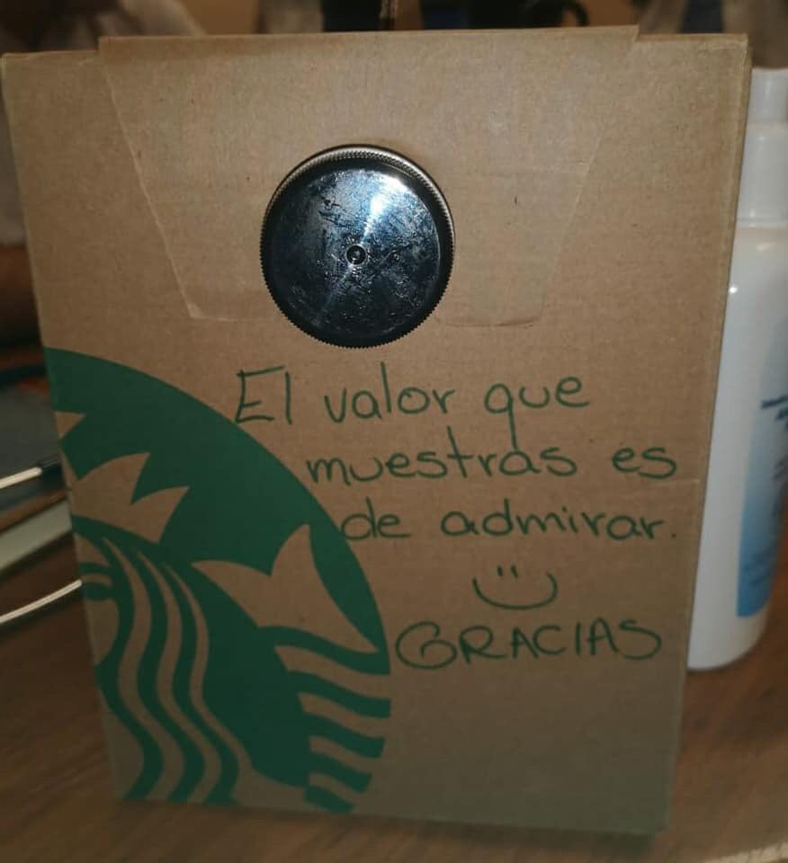DuoTrips's tweet photo. Gracias @Starbucks y @subwaycr por este detalle para con los funcionarios del Hospital de Alajuela. 🙌🏽 https://t.co/3AuyBShCqK