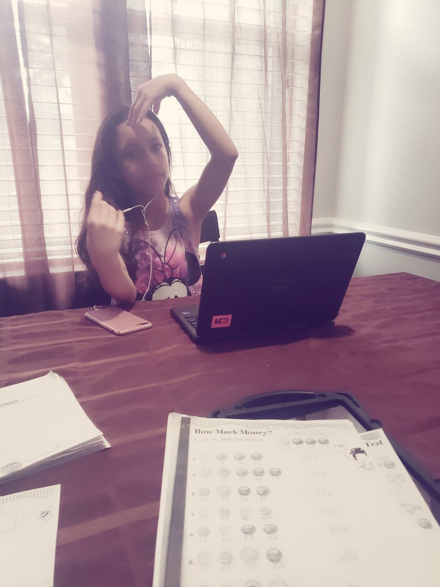 nora puente tweet media