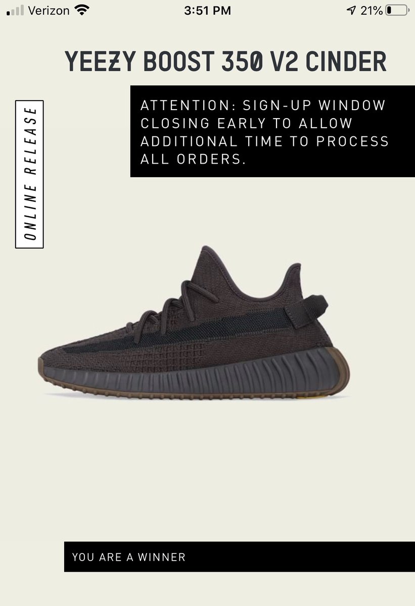 RecklessLU's tweet photo. Thanks @adidasoriginals @kanyewest https://t.co/FIxXmheAmj