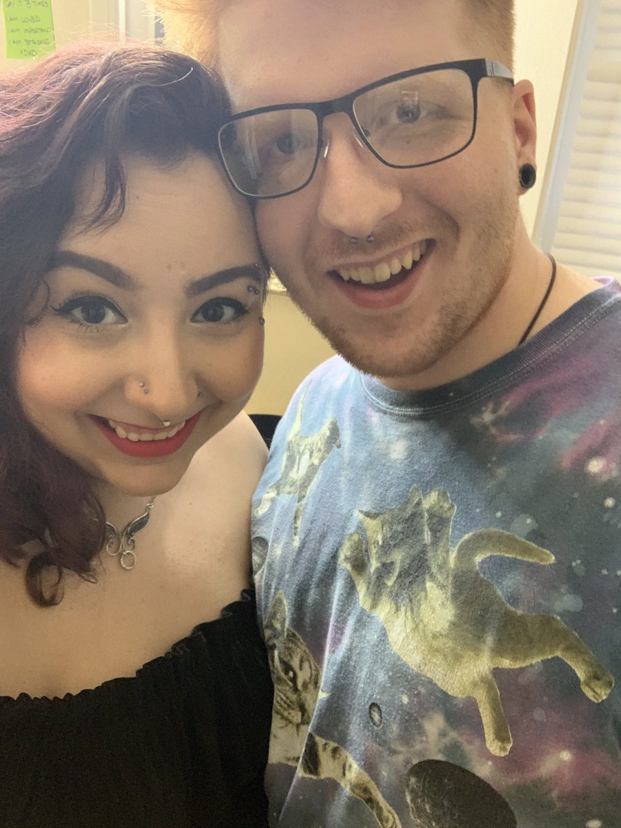 AppleHeks's tweet photo. We so fucking cute. #CoupleGoals #hellacute #attractivecouple #powercouple https://t.co/mhIKIgqxiy