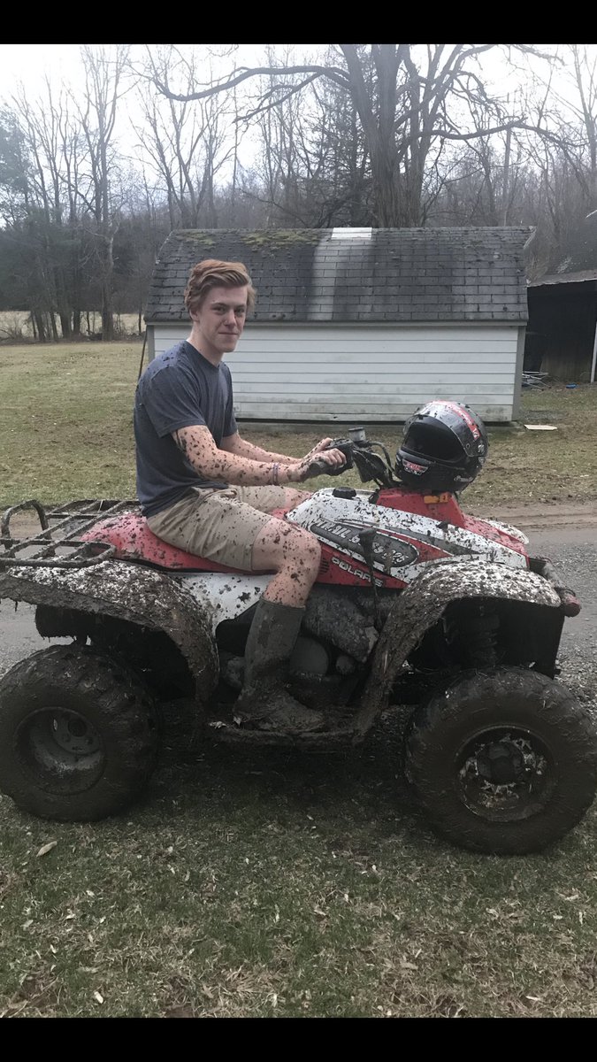 cpg14_mom's tweet image. #mudonthetires