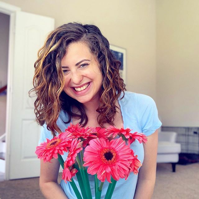 writing707's tweet photo. You CAN do this! You and your business CAN survive and thrive through this time! 🌸
And we can still find joy!
🌸 
What is one thing you are grateful for this weekend? 💖 https://t.co/9MyPwhAVi7 https://t.co/CwGRr4PtTM