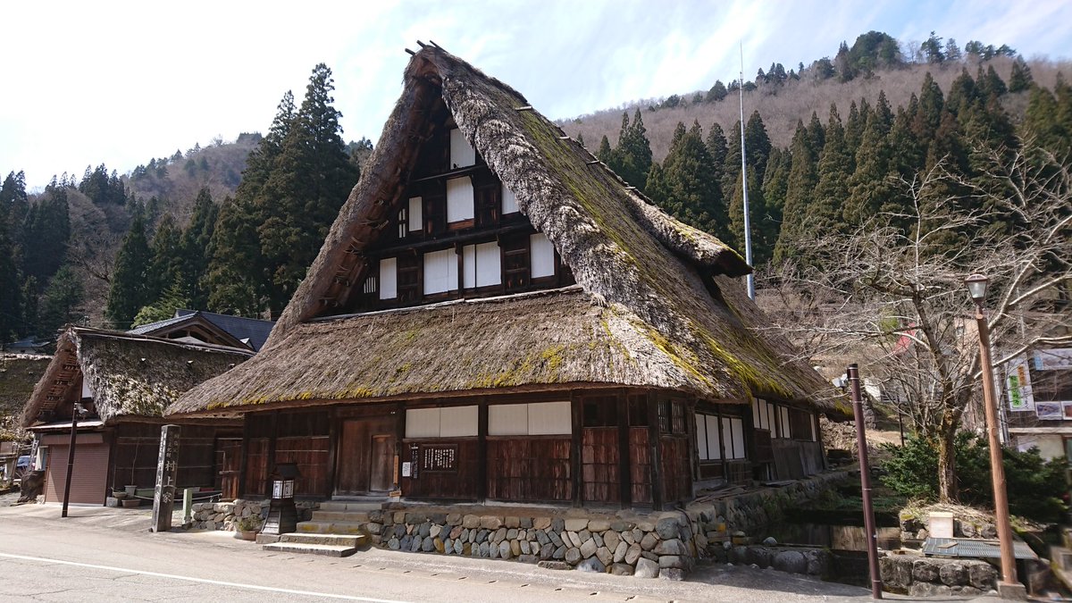 こまだ 富山 長野 両世界遺産の合掌造り集落に挟まれ影は薄いが楽しい南砺市上梨集落 こまだ 富山 長野 両世界遺産の合掌造り集落に挟まれ影は薄いが楽しい南砺市上梨集落