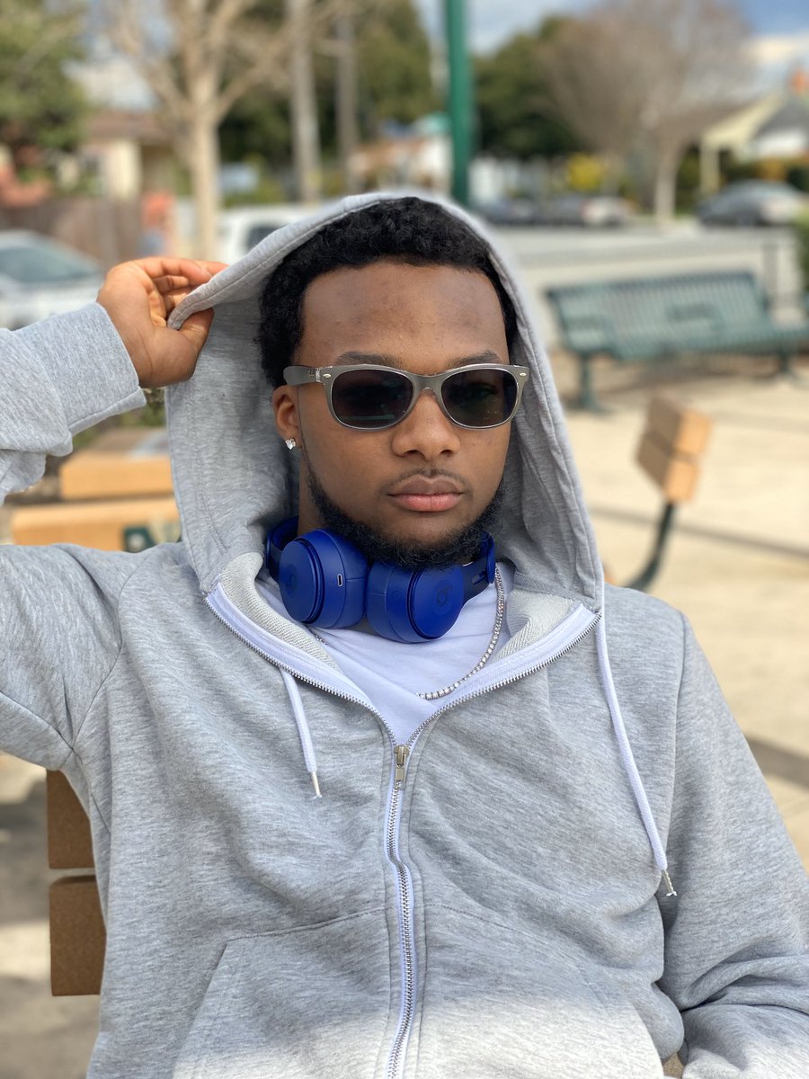 GregSVT500's tweet photo. Big 23🤙🏾💎 https://t.co/xIO3U8QOQ8