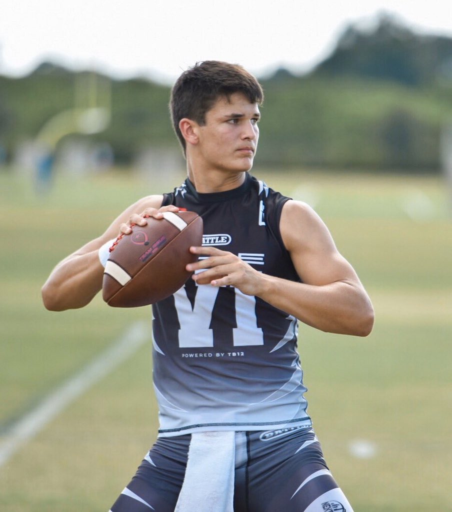 G10Academy's tweet photo. Parker Cooke - G10 Feature Athlete of the Month of March! QB1 Dripping Springs High School. Future G10 Legend! #G10Made #G10Strong @AnnaCallender @loganhulon @n1ckhogan @harperlass @ParkerCooke5 @DSFBTPD @dstigerbaseball @DSHSsball @DSHSBB2 @DSTigerRadio https://t.co/nc4gqL3A7T