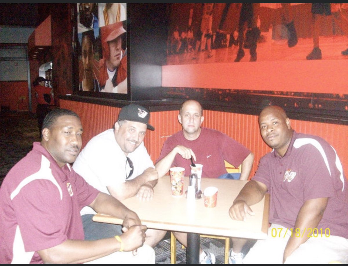 iEPow's tweet photo. Missing AAU right now. Takin a trip down memory lane. Me and @DeeB513 during our #ClubOhio coaching days @ #AAUnationals in Orlando 2010. Met the Van Gundy brothers. #GoAwayCorona #ItsAAUseason #AvoidThe19 https://t.co/JRKOo7ZyQD