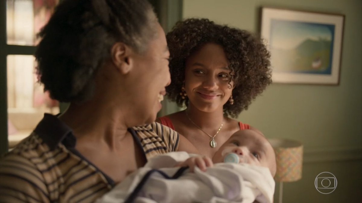 WELLINVER's tweet photo. Duas atrizes EXCELENTES! Espero que a atriz que interpetra a mãe da Camila tenha boas oportunidades daqui pra frente pois ela brilhou! As nuances, o texto, o ângulo da câmera... Tudo nota 10! #AmordeMae https://t.co/fre8ykdWdu