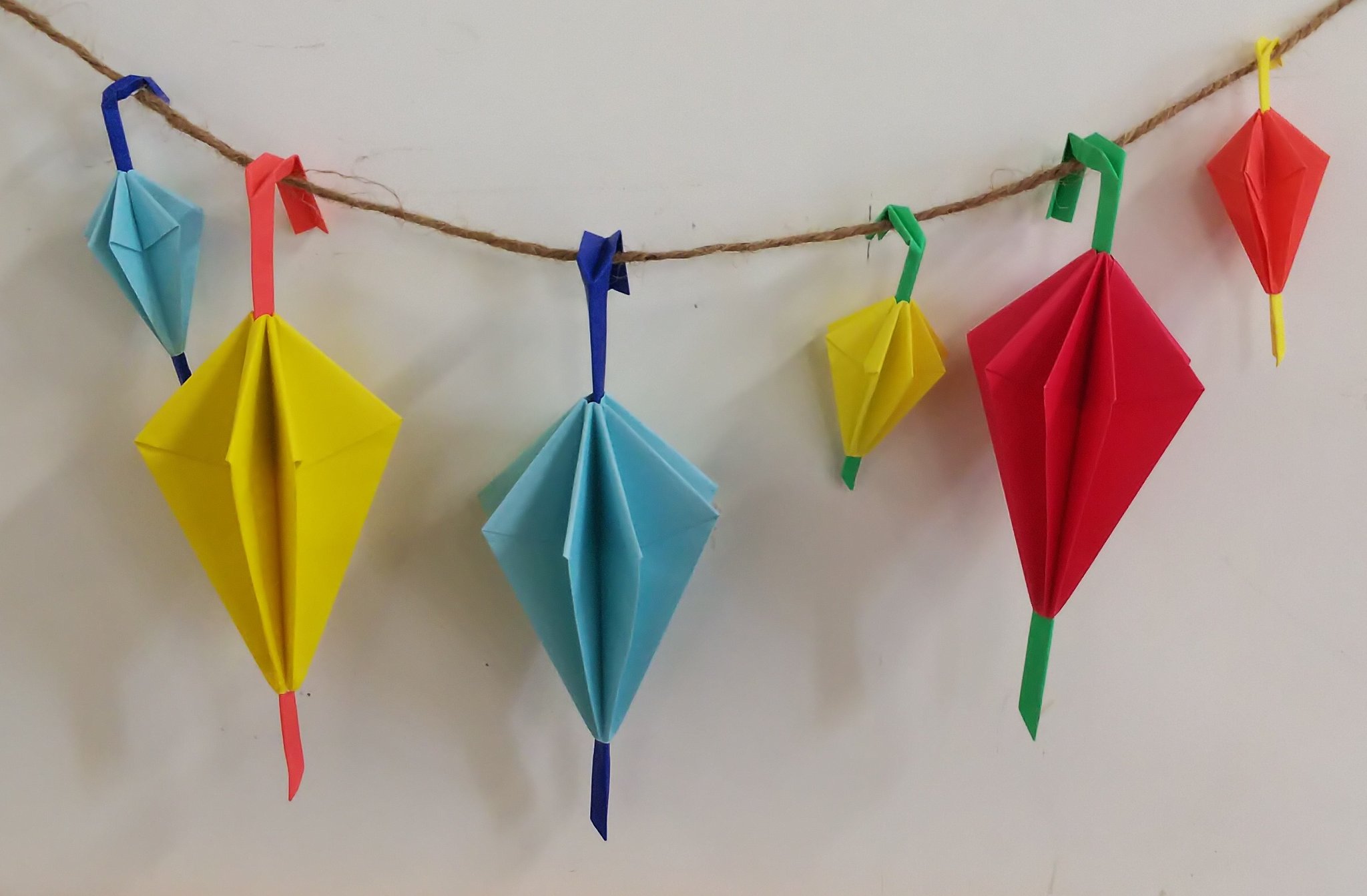 千葉経済大学附属高等学校 折り紙同好会 雨の日は好きですか T Co Osi70rr8oi Twitter 千葉経済大学附属高等学校 折り紙同好会 雨の日は好きですか T Co Osi70rr8oi Twitter