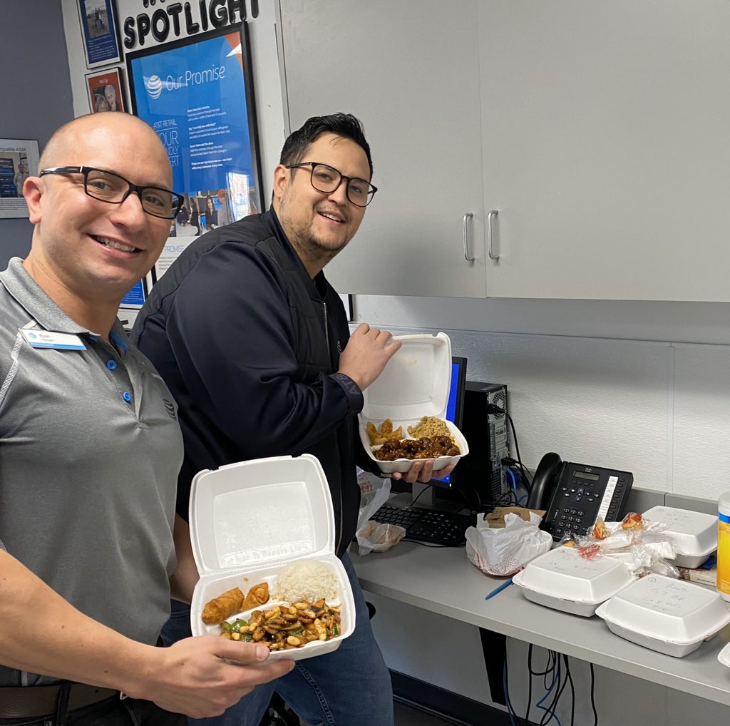 Aaron Williams (@aaronwilliamskc) on Twitter photo I want to take the time to appreciate the amazing company I work for <a href="/ATT/">AT&T</a> and my amazing leadership team <a href="/Woody0709/">Chris Woodard</a> <a href="/BrandonClaybern/">Brandon Claybern</a> . They got my <a href="/Team_LibertyMO/">Team_Liberty</a> lunch today and we also supported our local small business restaurant! THANK YOU! <a href="/KAMOkonnects/">πΎπ΄ππ</a> I want to take the time to appreciate the amazing company I work for <a href="/ATT/">AT&T</a> and my amazing leadership team <a href="/Woody0709/">Chris Woodard</a> <a href="/BrandonClaybern/">Brandon Claybern</a> . They got my <a href="/Team_LibertyMO/">Team_Liberty</a> lunch today and we also supported our local small business restaurant! THANK YOU! <a href="/KAMOkonnects/">πΎπ΄ππ</a>