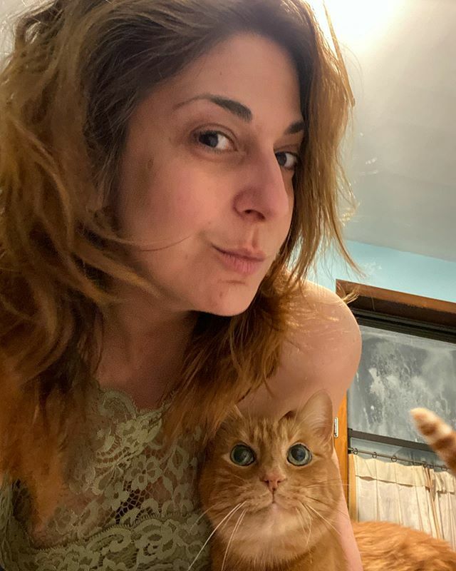 cutiemonstrface's tweet photo. Come on baby it's you/You're the one that gives your all/You're the one I can always call/When I need to make everything stop/Finally you put my love on top❤️ -Beyoncé
.
What songs are you and your pets dancing to?
.
Ironing, folding, lint rolling and pu… https://t.co/SL0LQtSPmy https://t.co/NLwaM9hbKy