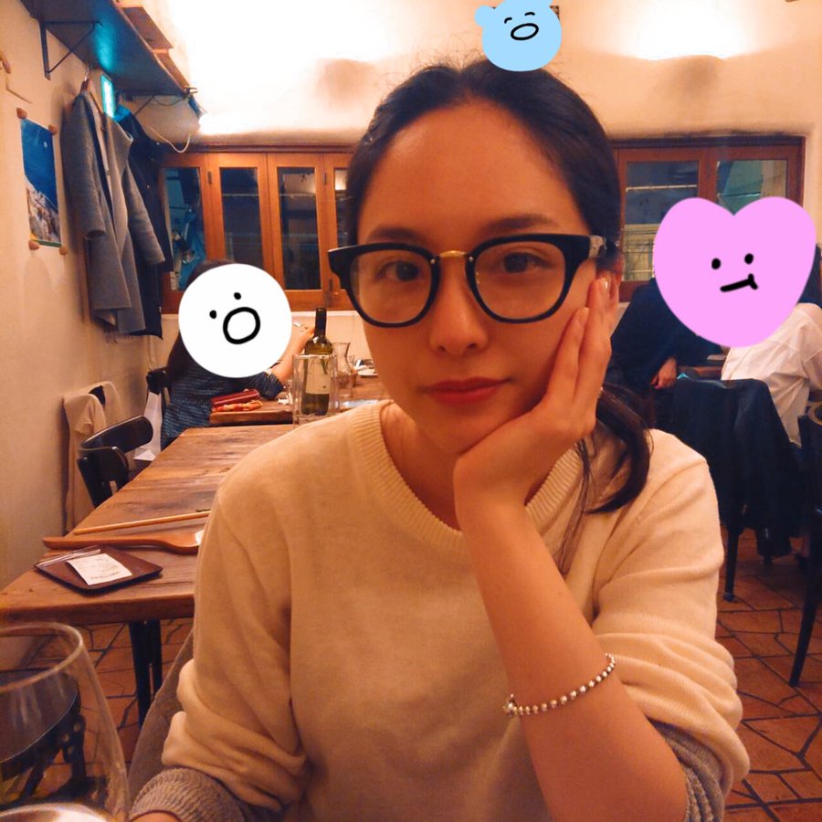 日経電子版のcm女優は中上サツキさん 駅で語りかけてくる女性 令和のcm図鑑