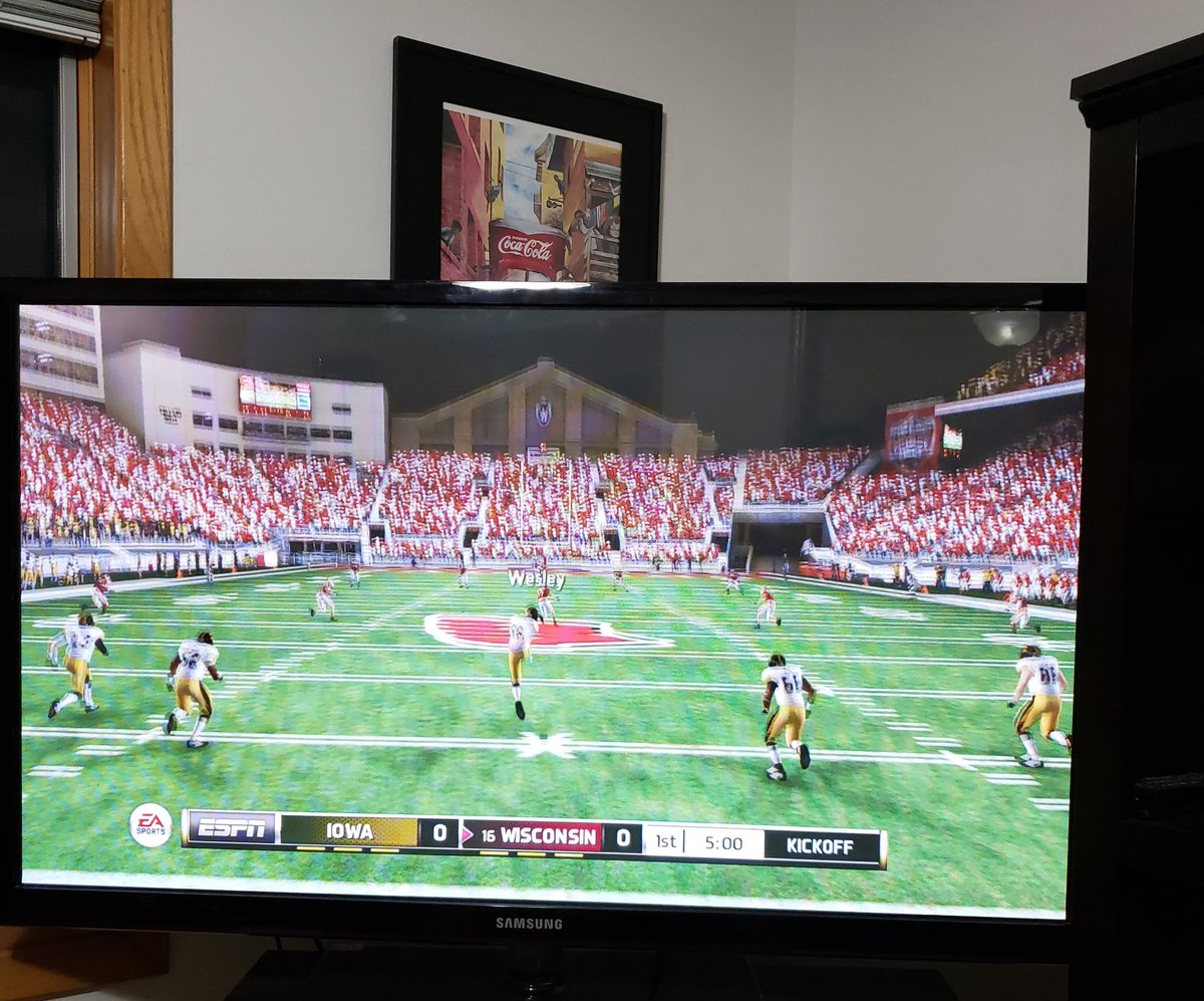 john_siegel1's tweet photo. Well, I am officially in live sports withdrawal so I dusted off the 360 and went old school. Think you can beat me yet @cjsiegel_ ? #dadischamp. https://t.co/MbH1UPERKV