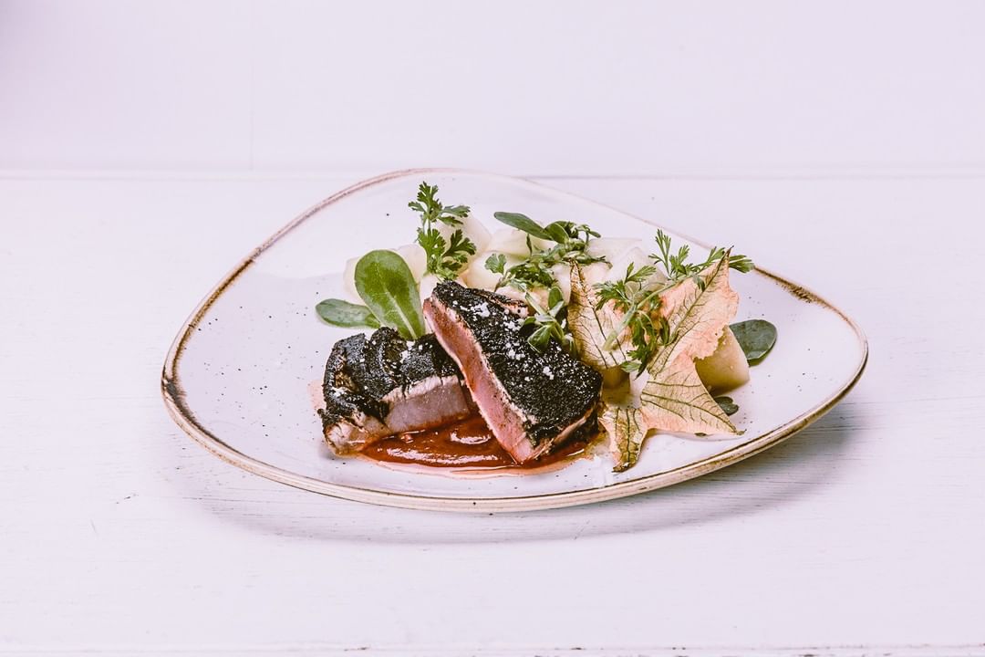 The authentic flavours of the Pacific Coast, only fresh ingredients and condiments prepared in the region. 

Taste our delicious Chili Ash Crusted Tuna at #Zanaya 
Book your table dialling 52 30 18 18