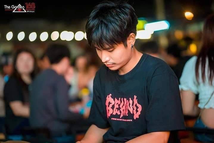 oakkhaded's tweet photo. ช่วงนี้ไวรัสเยอะอยู่ไหนก็ไม่ปลอดภัย 
มาหลบอยู่ในใจเราก่อนได้นะ💞😆 https://t.co/uk4WeBxDCR