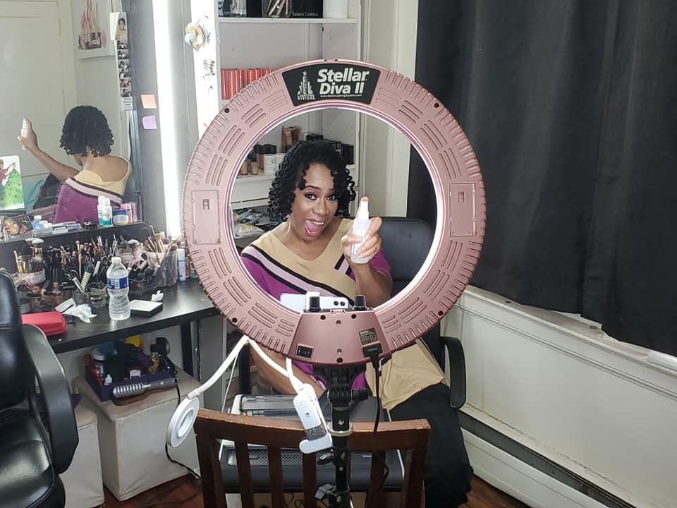 Lisardurden's tweet photo. I’m an #APlusPanel #Contributor @ChasingNews w/@RBianchiEsq & host @BillSpadea. Yes, we tackle the #Coronavirus topic and #InternationalDayOfHappiness to lighten up the discussion with a little cheer! Now #ThisIsASippableMoment! 3/20/20, 11p @My9NJ; 1a @fox5ny #SocialCommentator! https://t.co/F8gkPF7Eq1