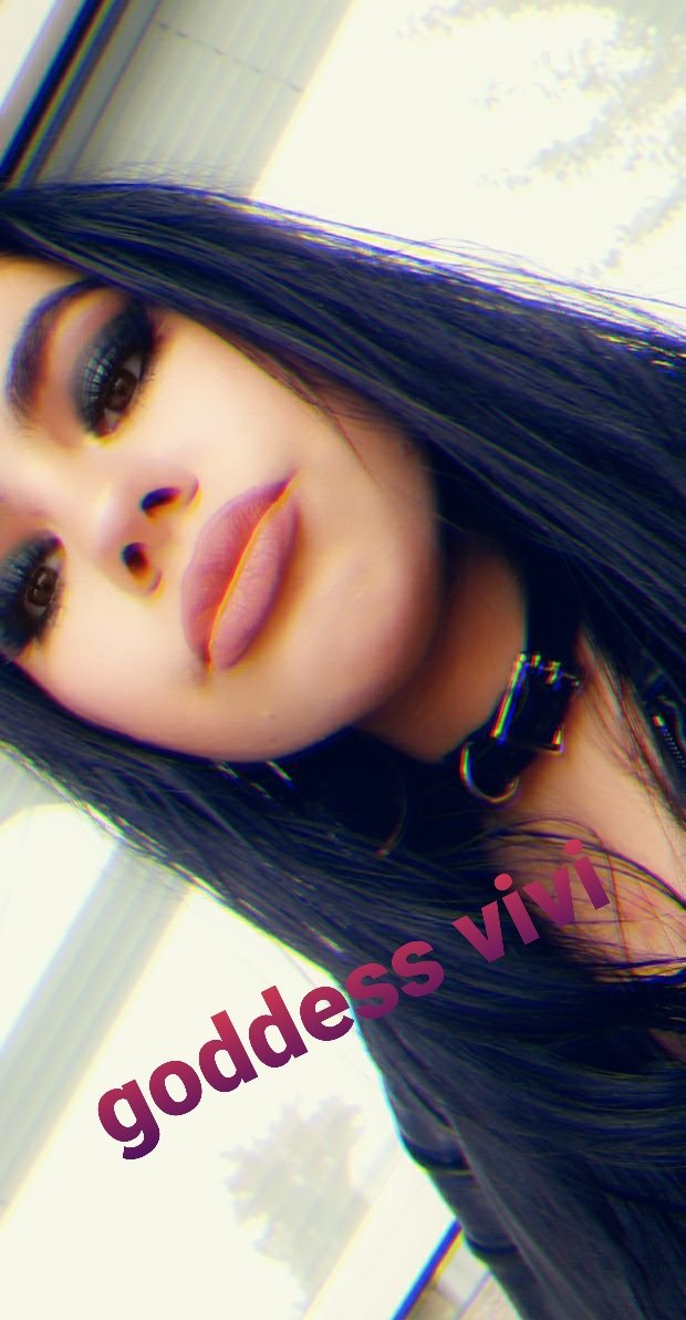 Follow Superior Goddess @FinDommeViVi Submit before her perfection, she deserve the best. Worship her like the true Queen she is Send 💵💸💴💰 Submit ..... Serve