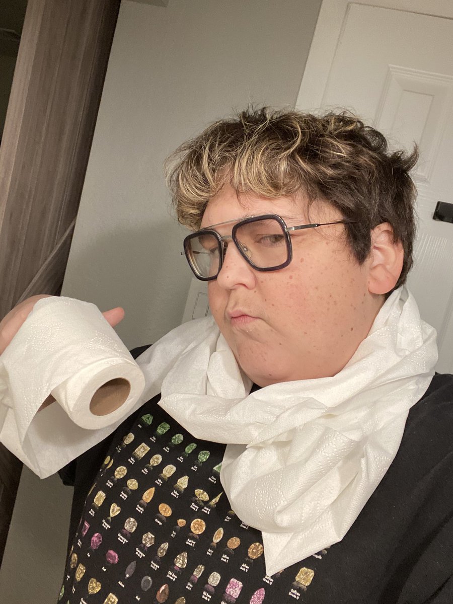 andymilonakis's tweet photo. I got that paper and haters stay jealous https://t.co/BNXwQbsBmq