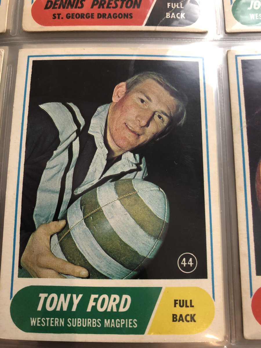 HoskenJason's tweet photo. Is this the worlds biggest Steeden @AndrewVossy @FOXNRL @ScanlensFooty @bigleaguemag @fanfoxleague #bladderbust https://t.co/XXdK73BfoQ